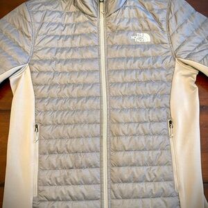 The North Face Light Gray Quilted Jacket